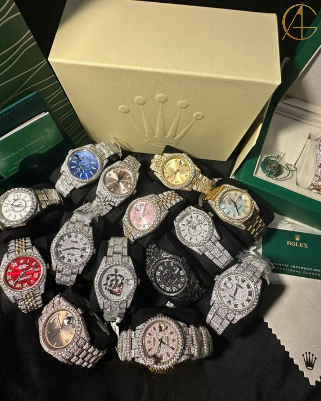 Regal Men’s Diamond-Adorned Timepiece Reflecting Lasting Prestige by Aurem Gems