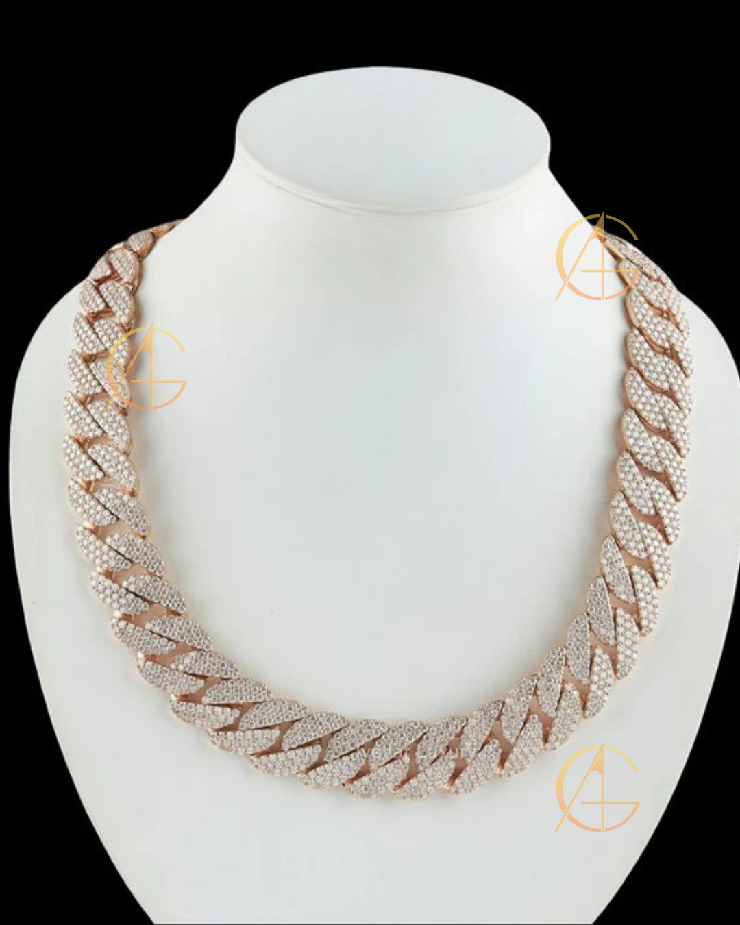 Luxury Prong Cuban Link Chain - Handcrafted Moissanite Diamond Necklace By Auren