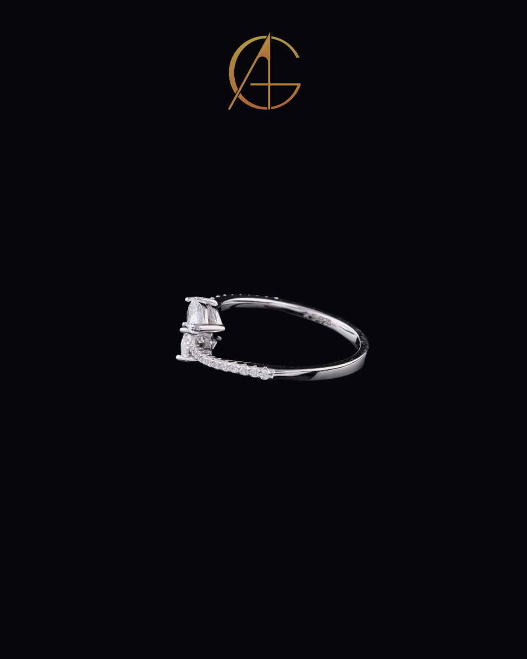 0.50 CT Gleaming Bridal Dream Moissanite Pear Diamond Ring in Sterling Silver with High Quality