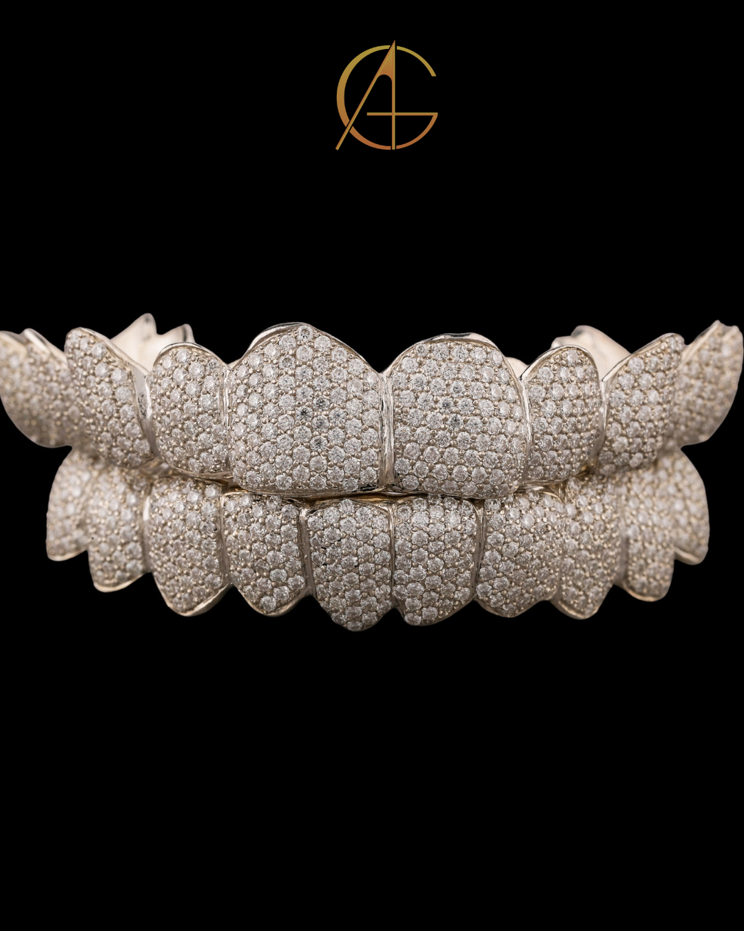 VVS Moissanite Grillz - Luxury Customizable Baguette Diamond Teeth Covers By Auren Gems