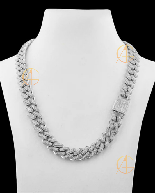 Customizable Moissanite Prong Chain - Luxury Diamond Cuban Link Necklace
