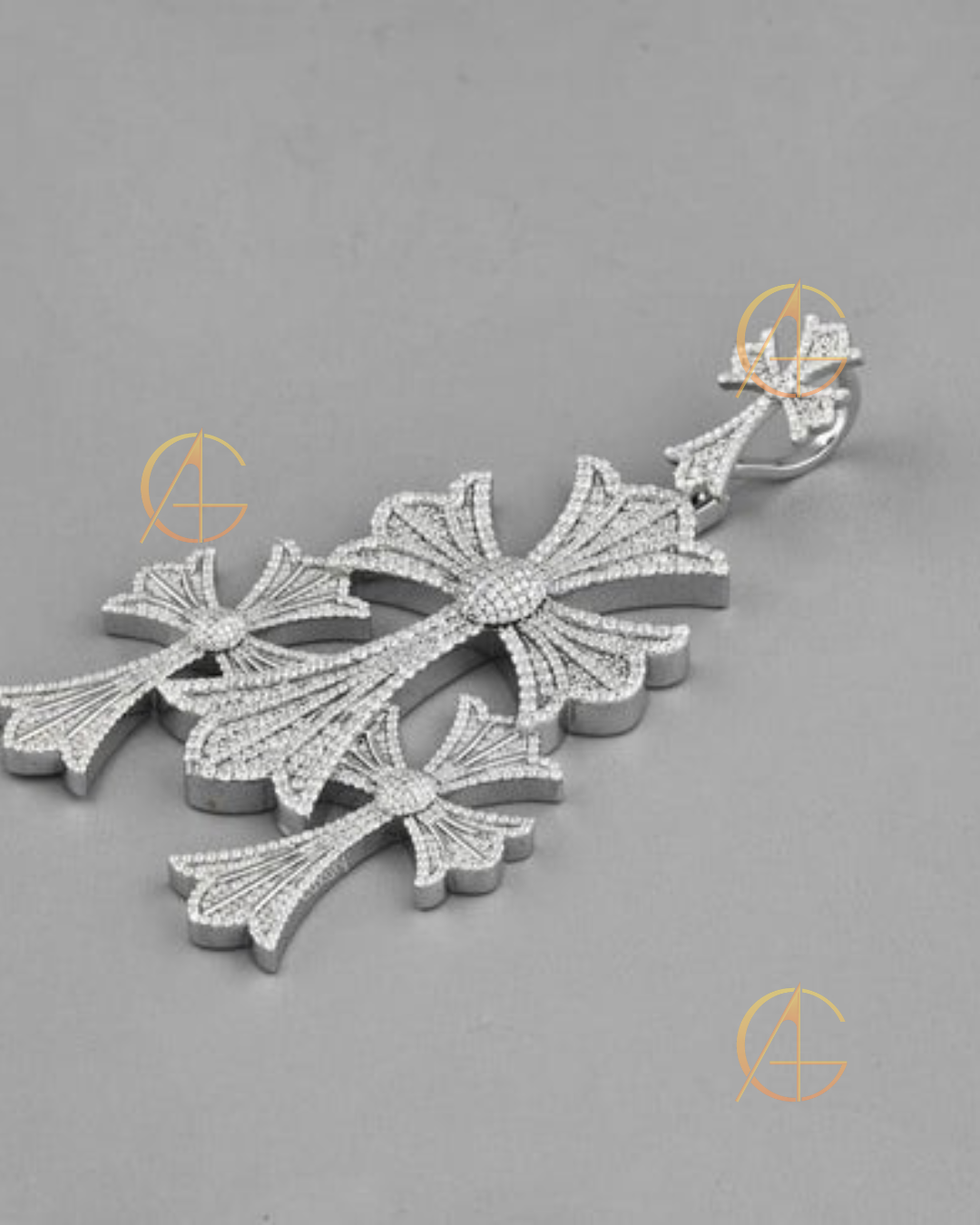 Custom Diamond Cross Pendant - VVS Moissanite Luxury Necklace