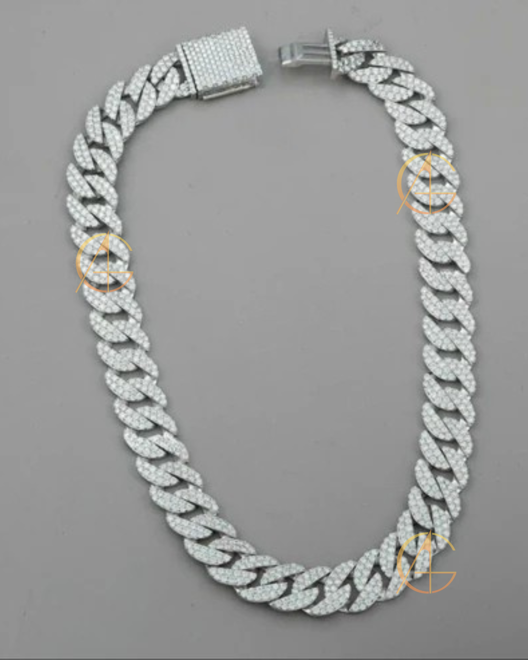Custom Moissanite Prong Cuban Link Chain - Iced Out Diamond Necklace for Men