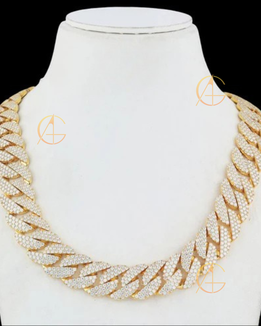 Designer Prong Cuban Chain Necklace - Handcrafted Moissanite Diamond Jewelry