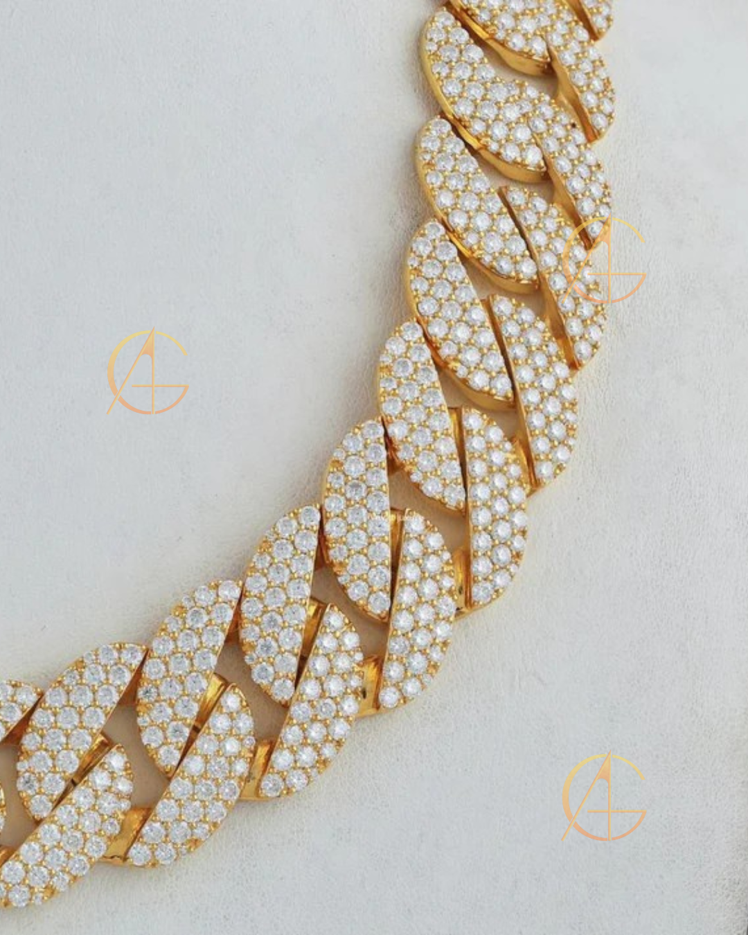 Designer Prong Cuban Chain Necklace - Handcrafted Moissanite Diamond Jewelry