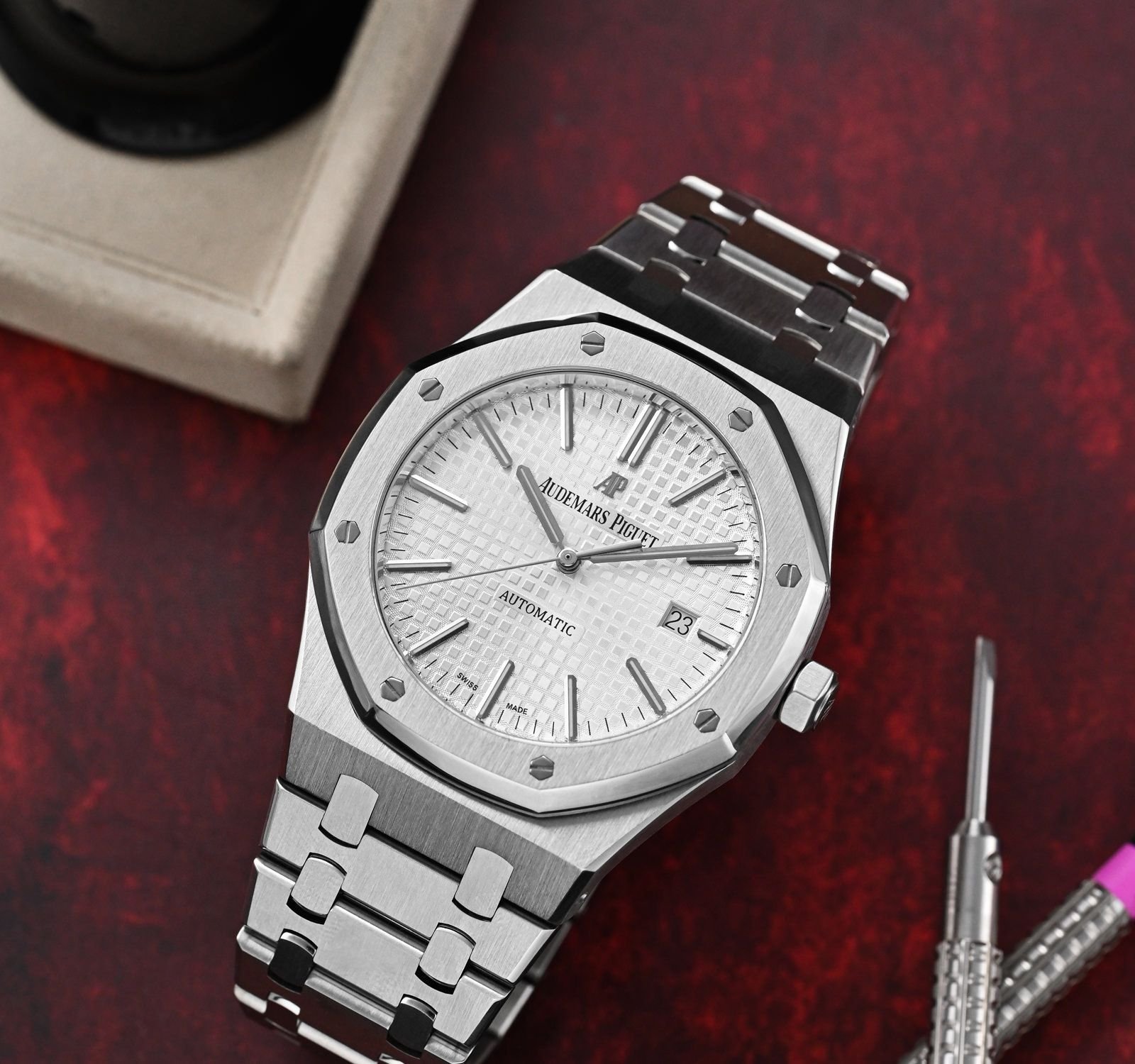Audemars Piguet Royal Oak - Image 2