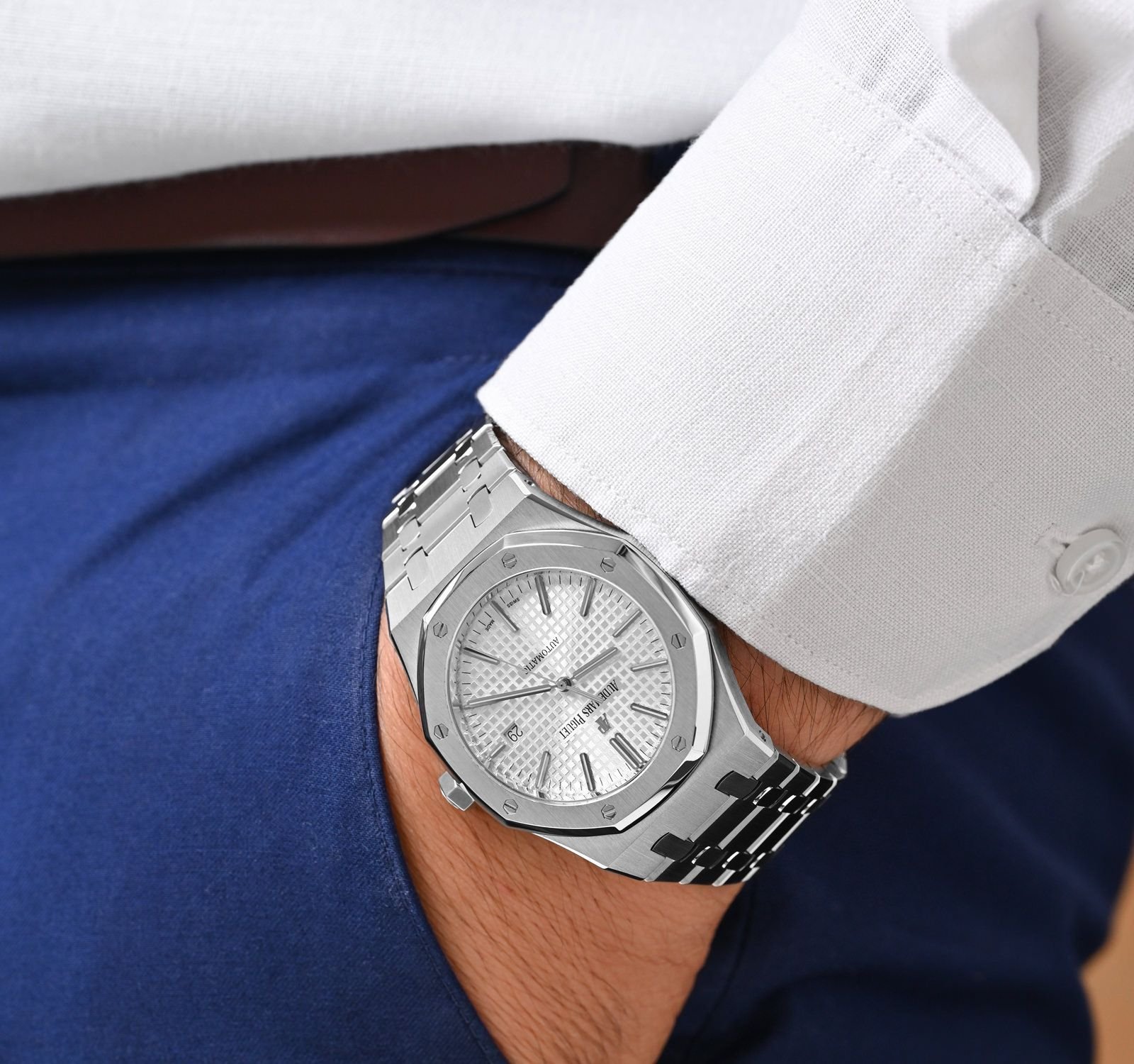 Audemars Piguet Royal Oak - Image 4