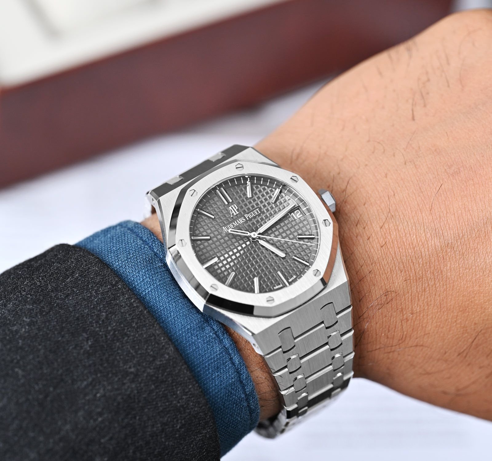 Audemars Piguet Royal Oak - Image 5